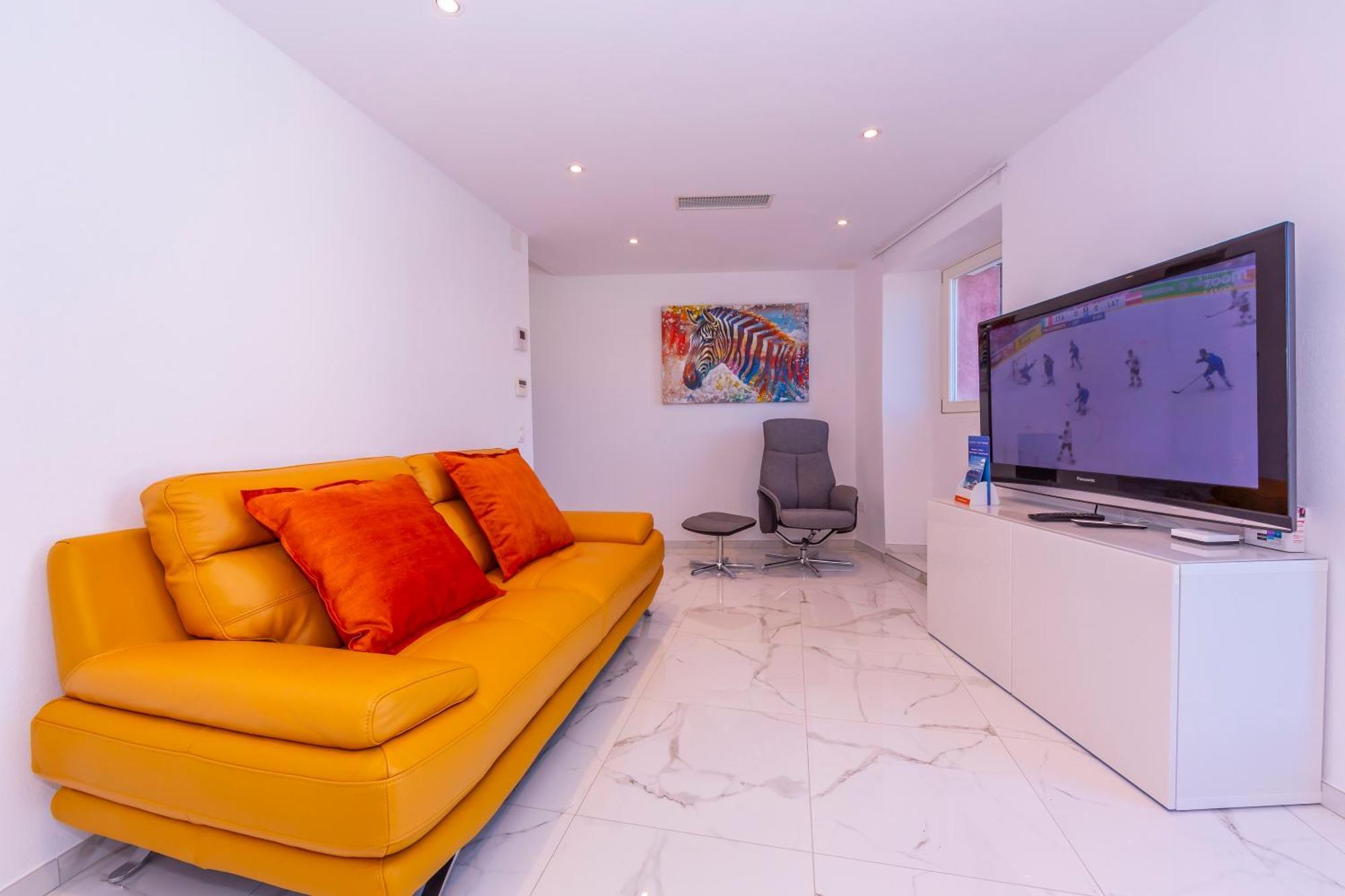 Yellow View Apartment - Happy Rentals Ronco sopra Ascona Exterior photo