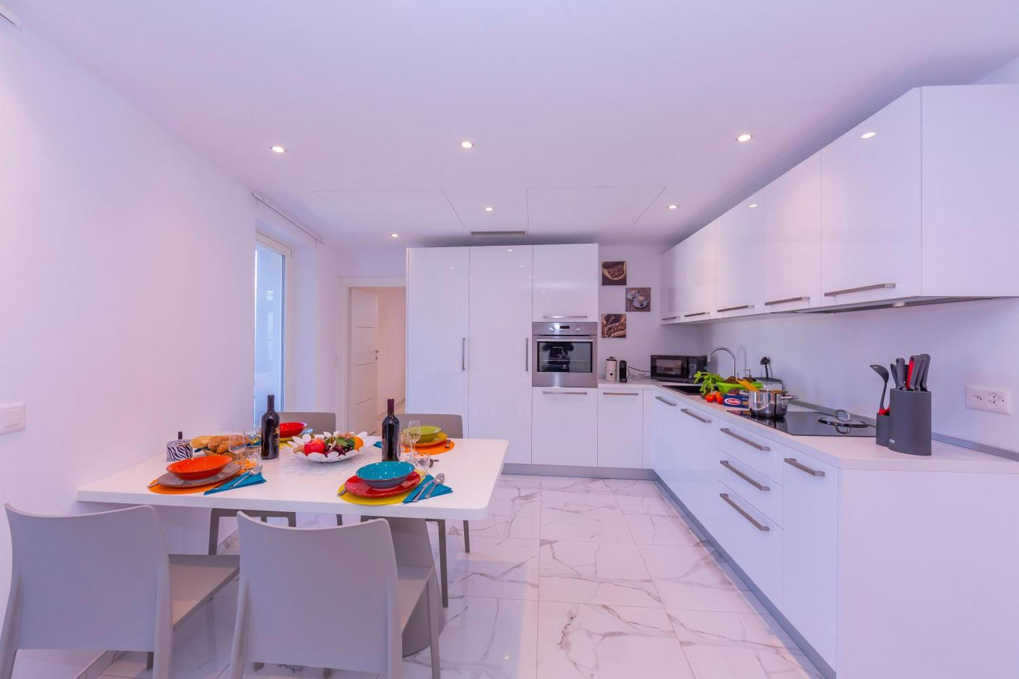 Yellow View Apartment - Happy Rentals Ronco sopra Ascona Exterior photo